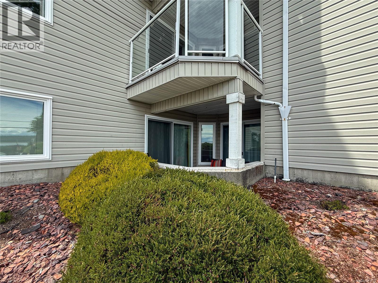 104a 650 Island Hwy S, Campbell River — photo 2