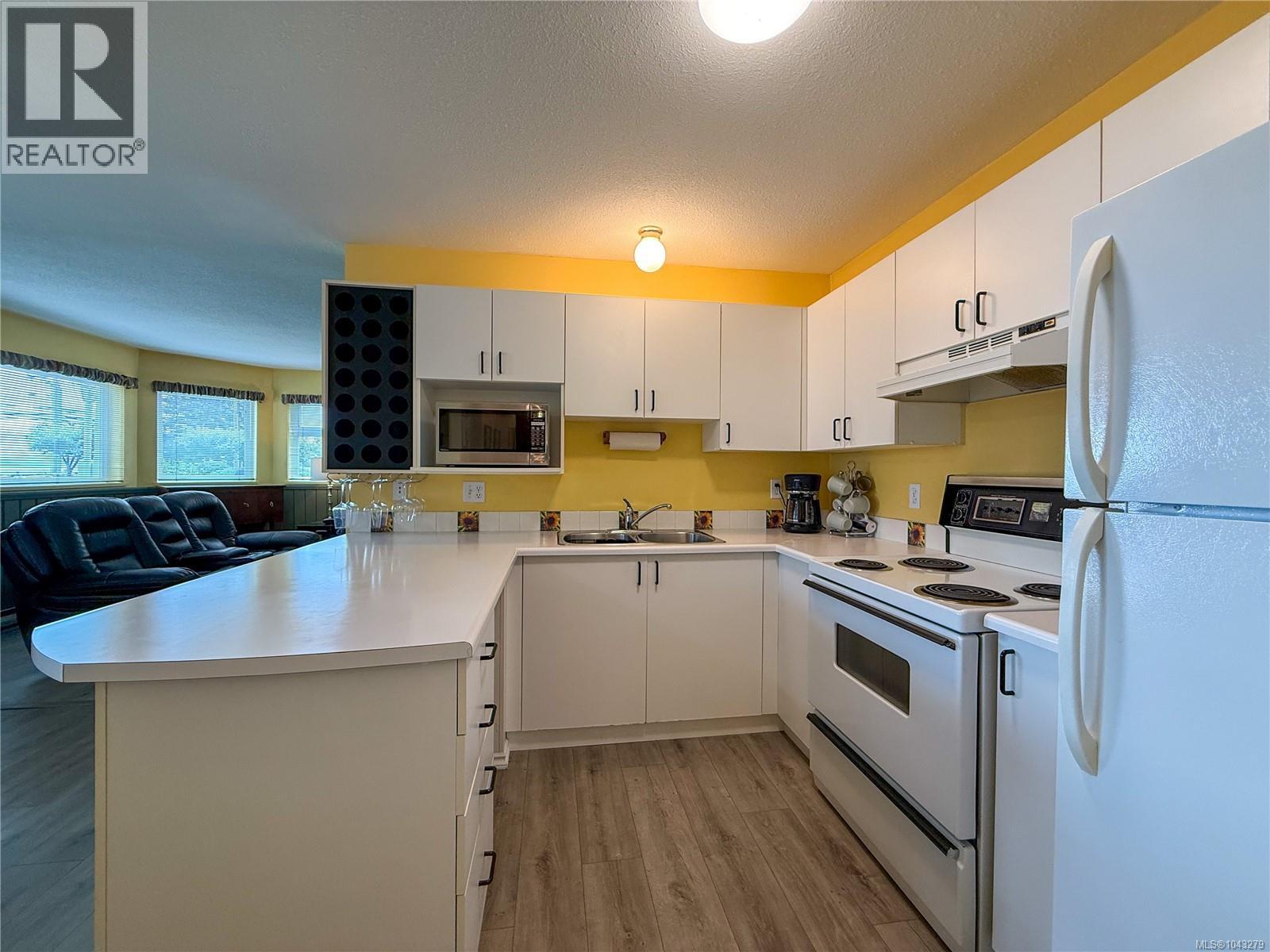 #104a 650 Island Hwy S - 5