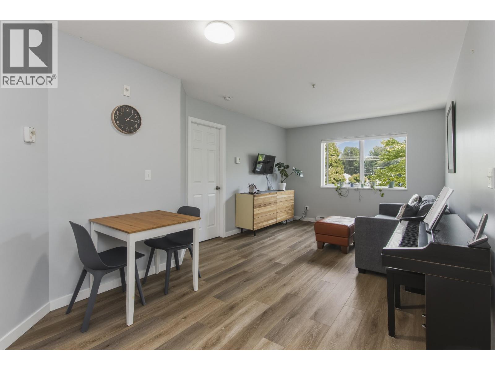 C308 40140 WILLOW CRESCENT, Squamish — photo 3