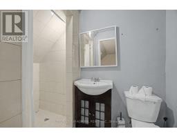 62 Centre Street W, Richmond Hill, ON L4C3P7 Photo 41