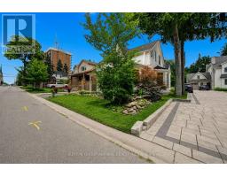 62 Centre Street W, Richmond Hill, ON L4C3P7 Photo 50
