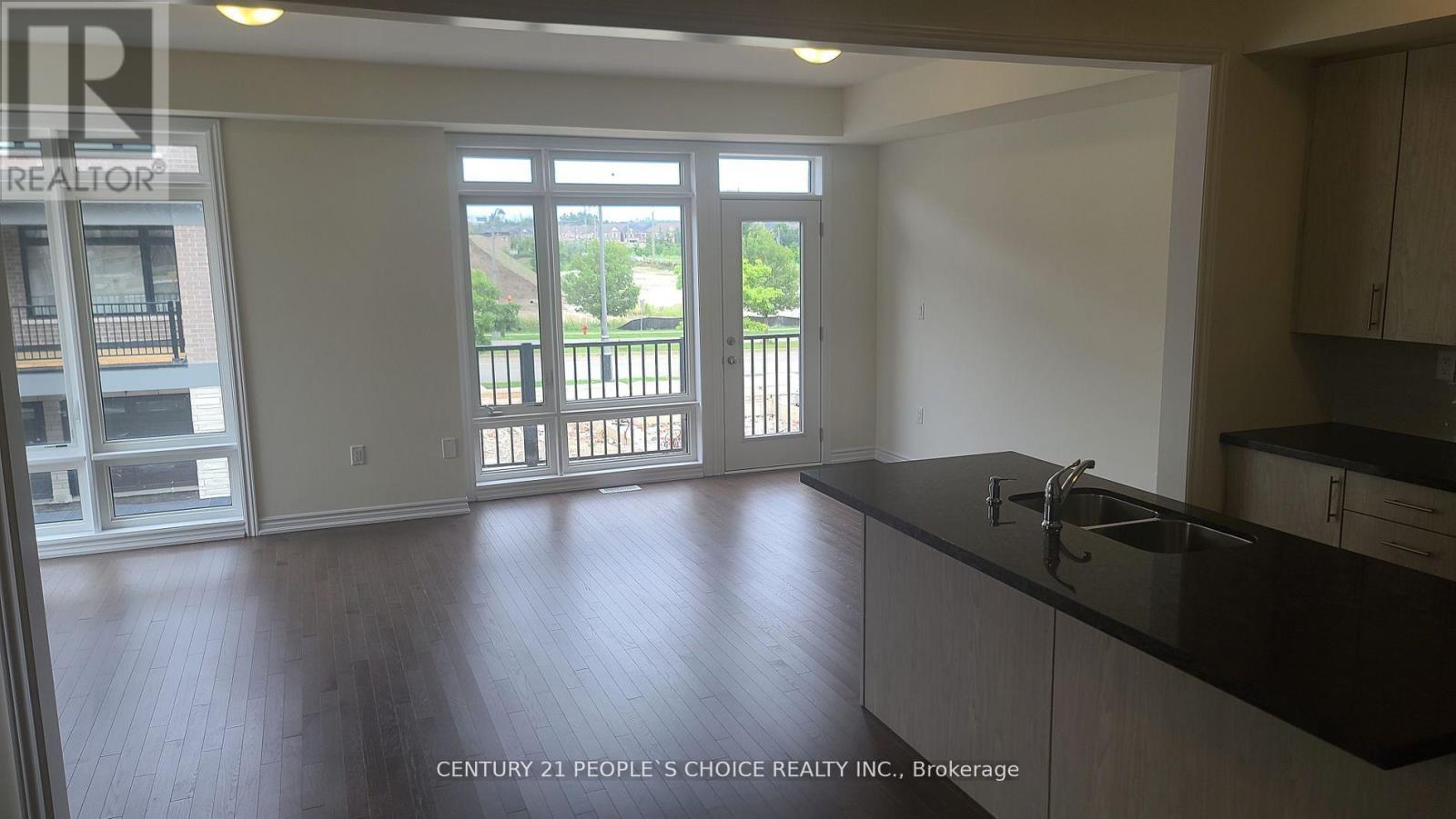 161 BLICK CRESCENT - 4