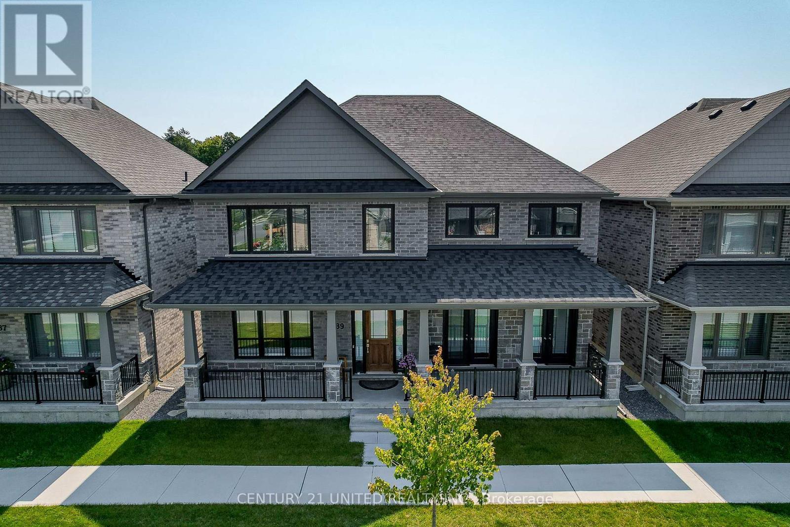 189 STRACHAN STREET - 1