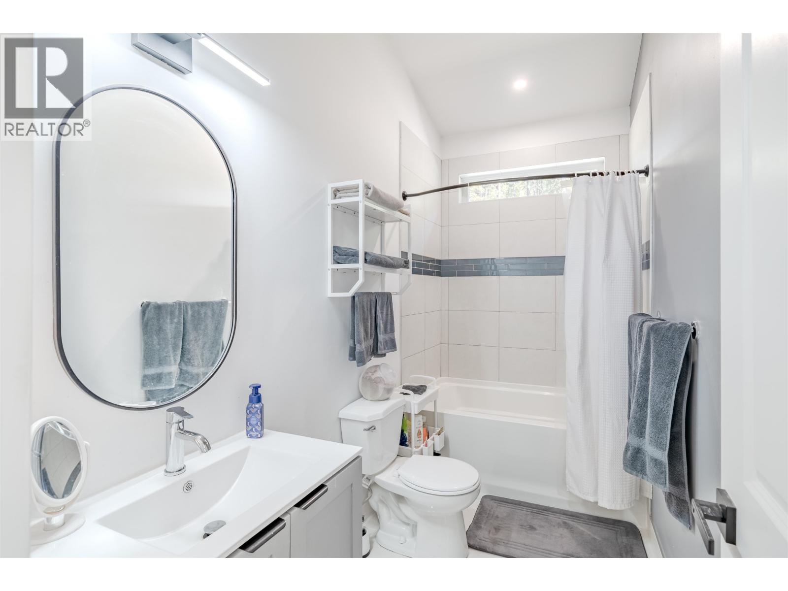 6282 HILLSIDE DRIVE - Image 21