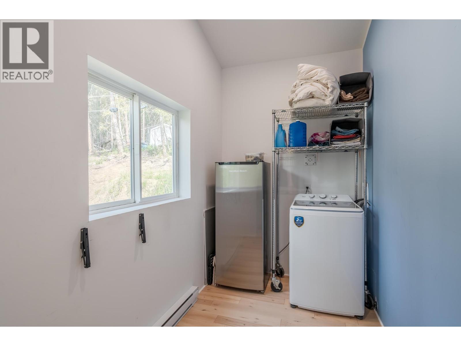 6282 HILLSIDE DRIVE - 22