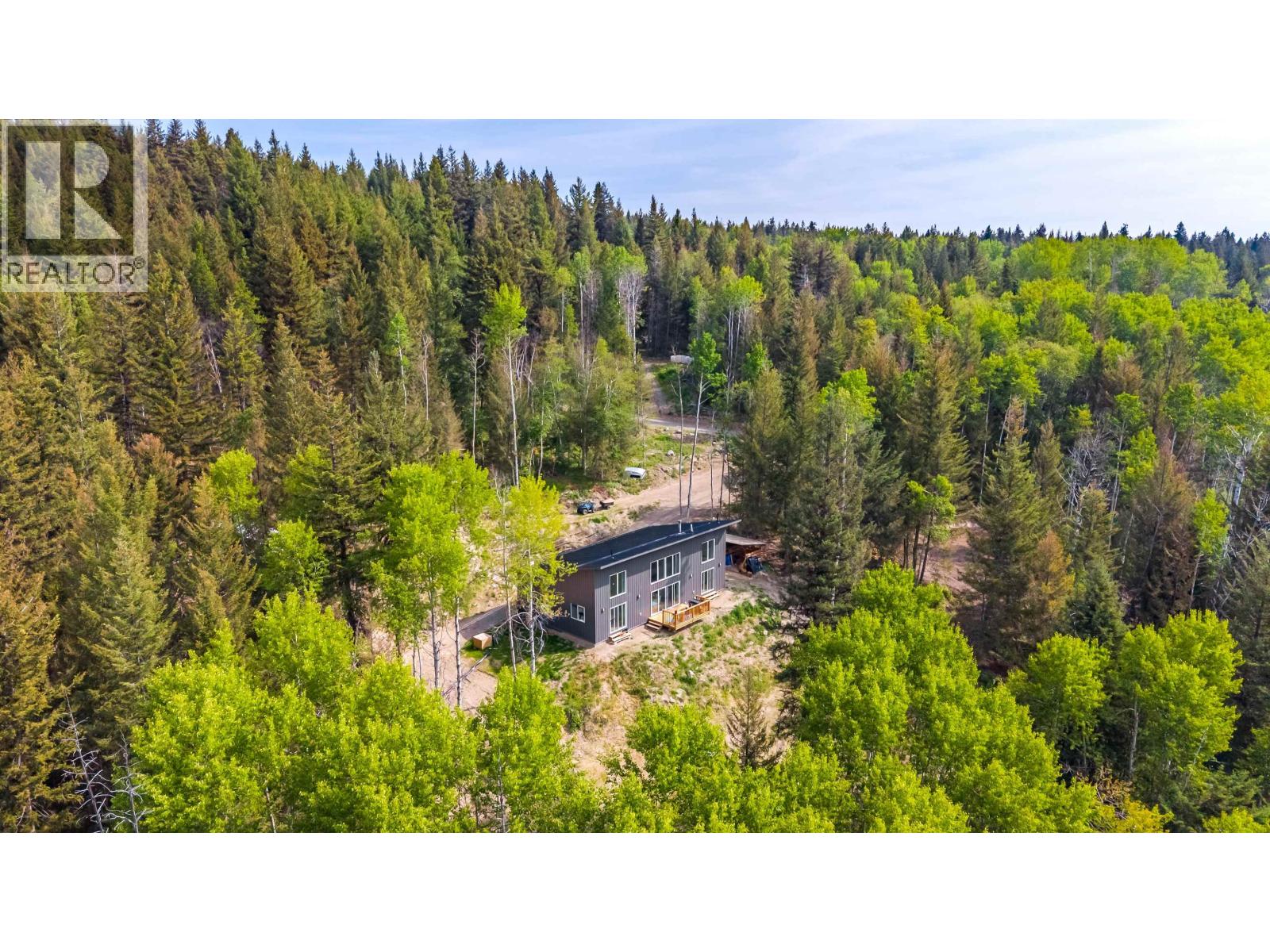 6282 HILLSIDE DRIVE - 23