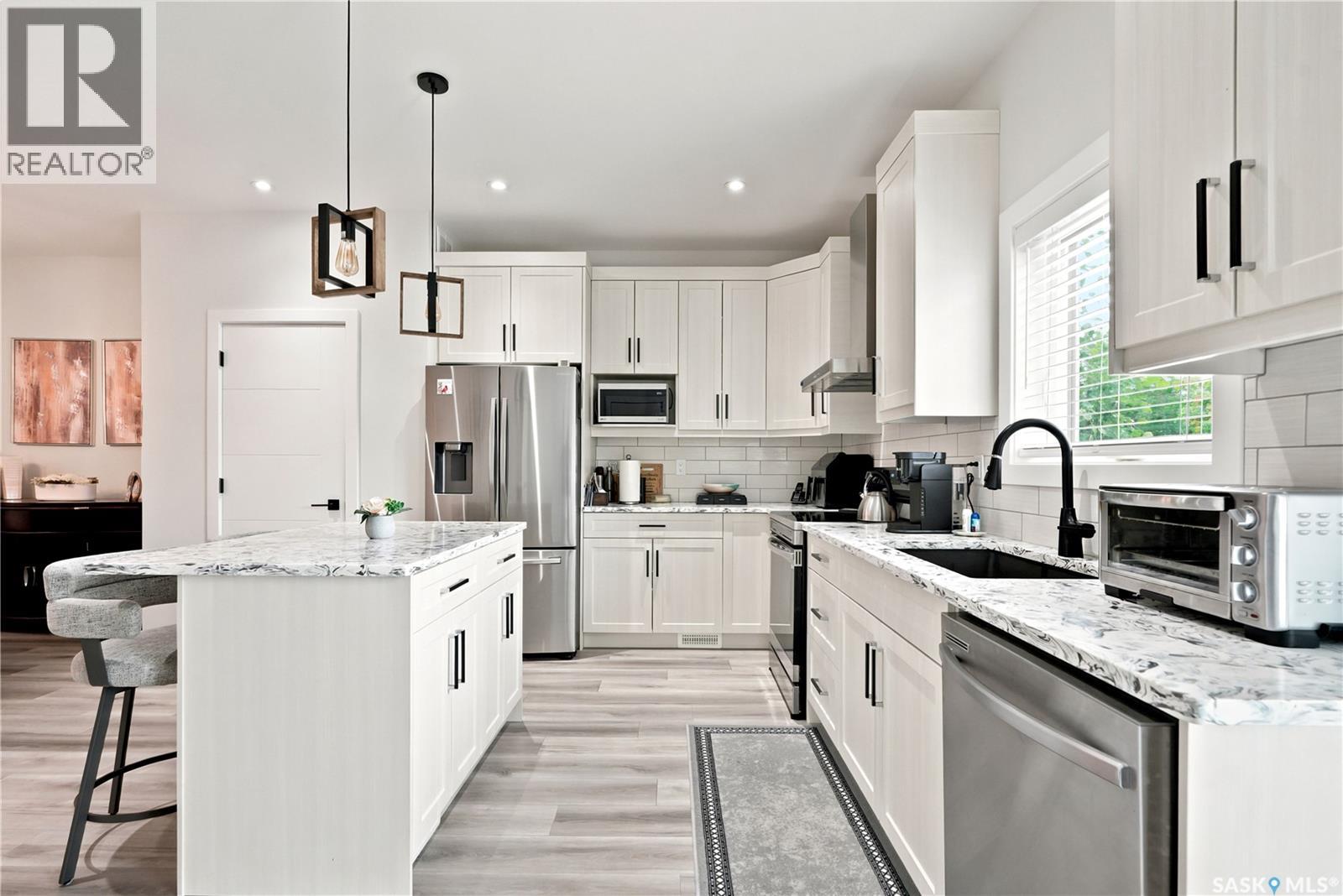 414A 109th STREET W - 13
