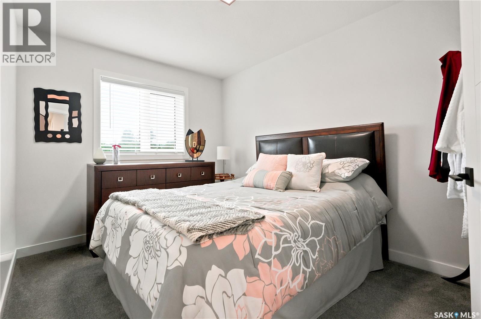 414A 109th STREET W - 21