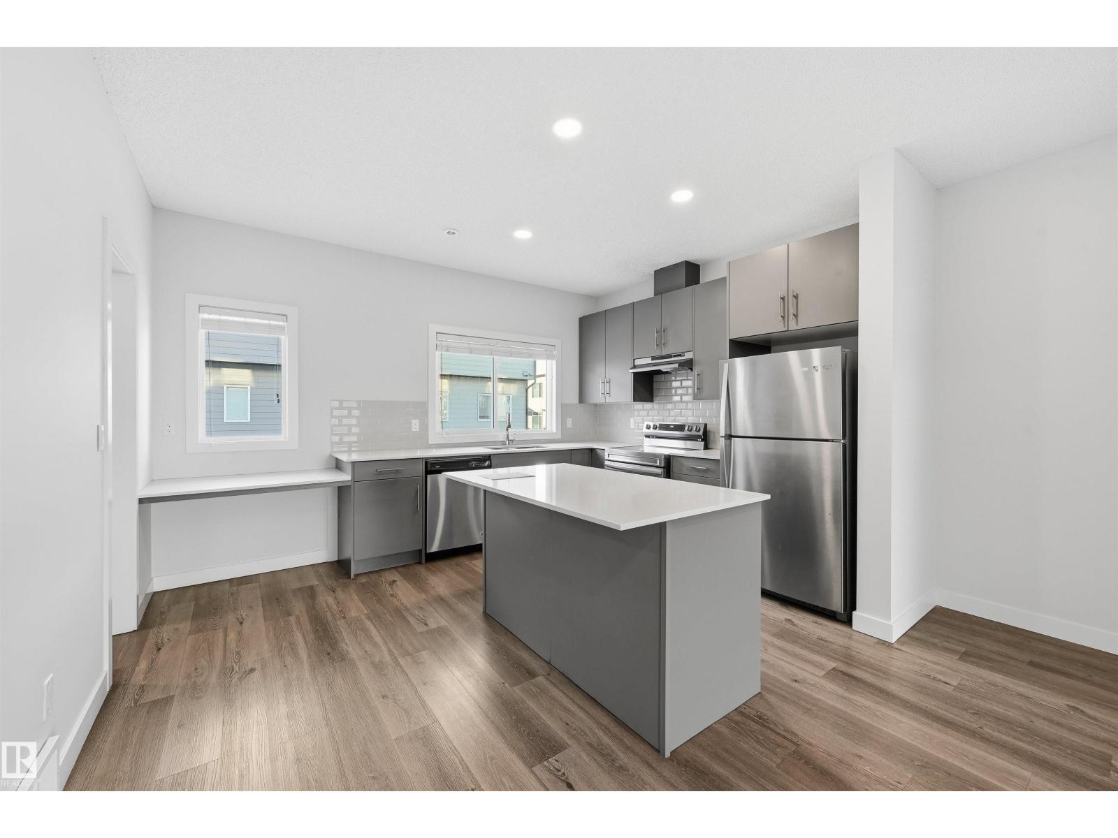 #54 804 WELSH DR SW - 9