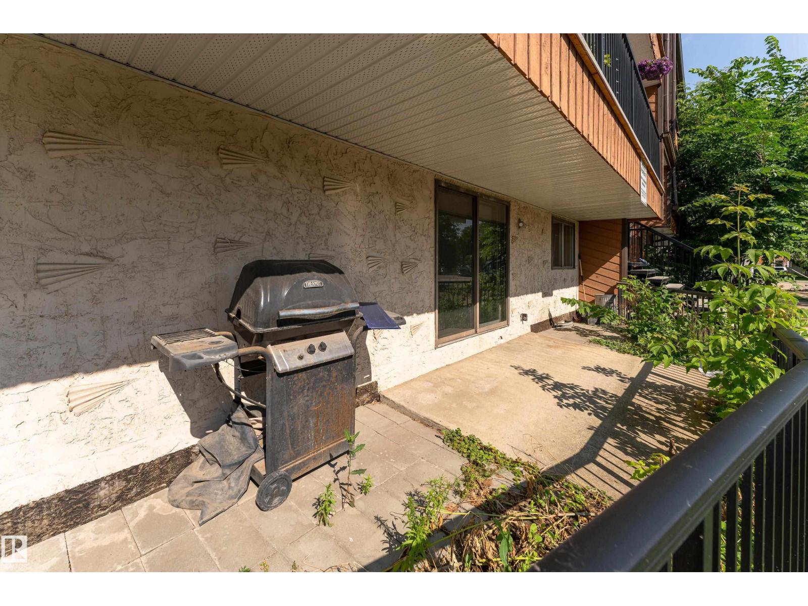 #2 10737 116 ST NW - 23