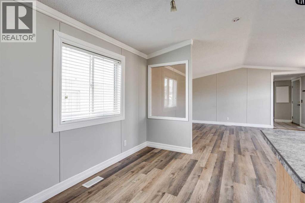 252 Grandview Crescent - 14