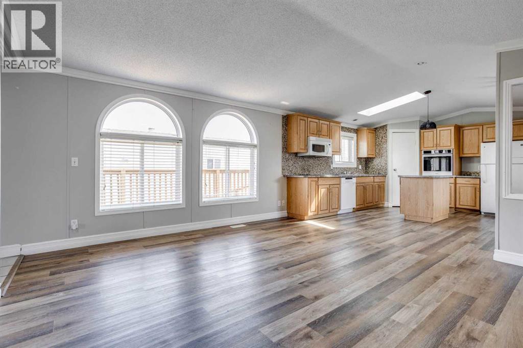 252 Grandview Crescent - 6