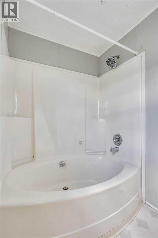 252 Grandview Crescent - 20
