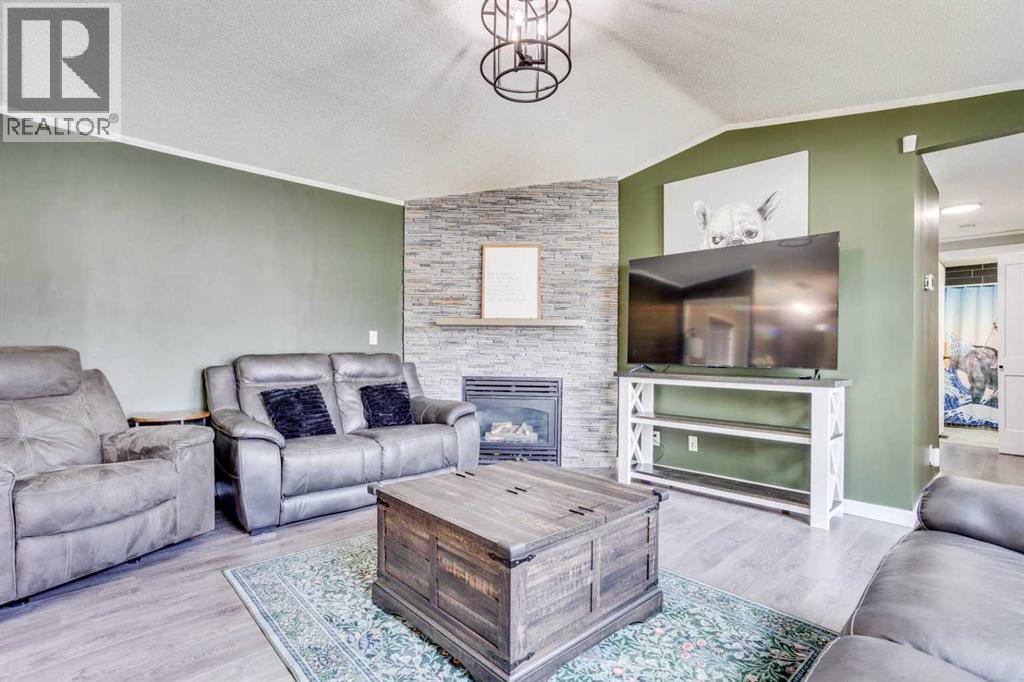 369 Cree Road - 8