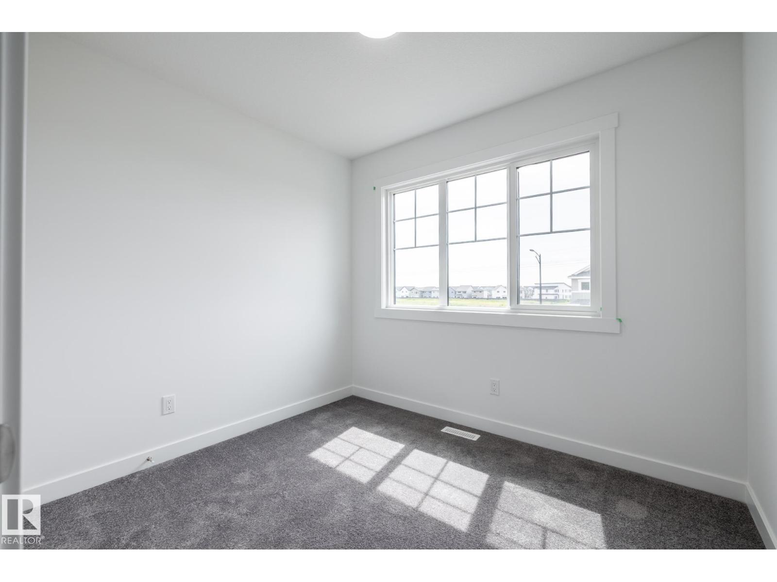 19512 30 AV NW - 15