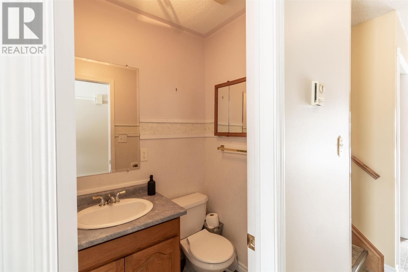 7 Golf Range CRES - 7