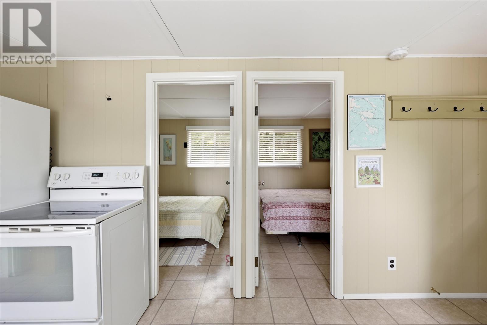 219 B Grey Duck DR - 11
