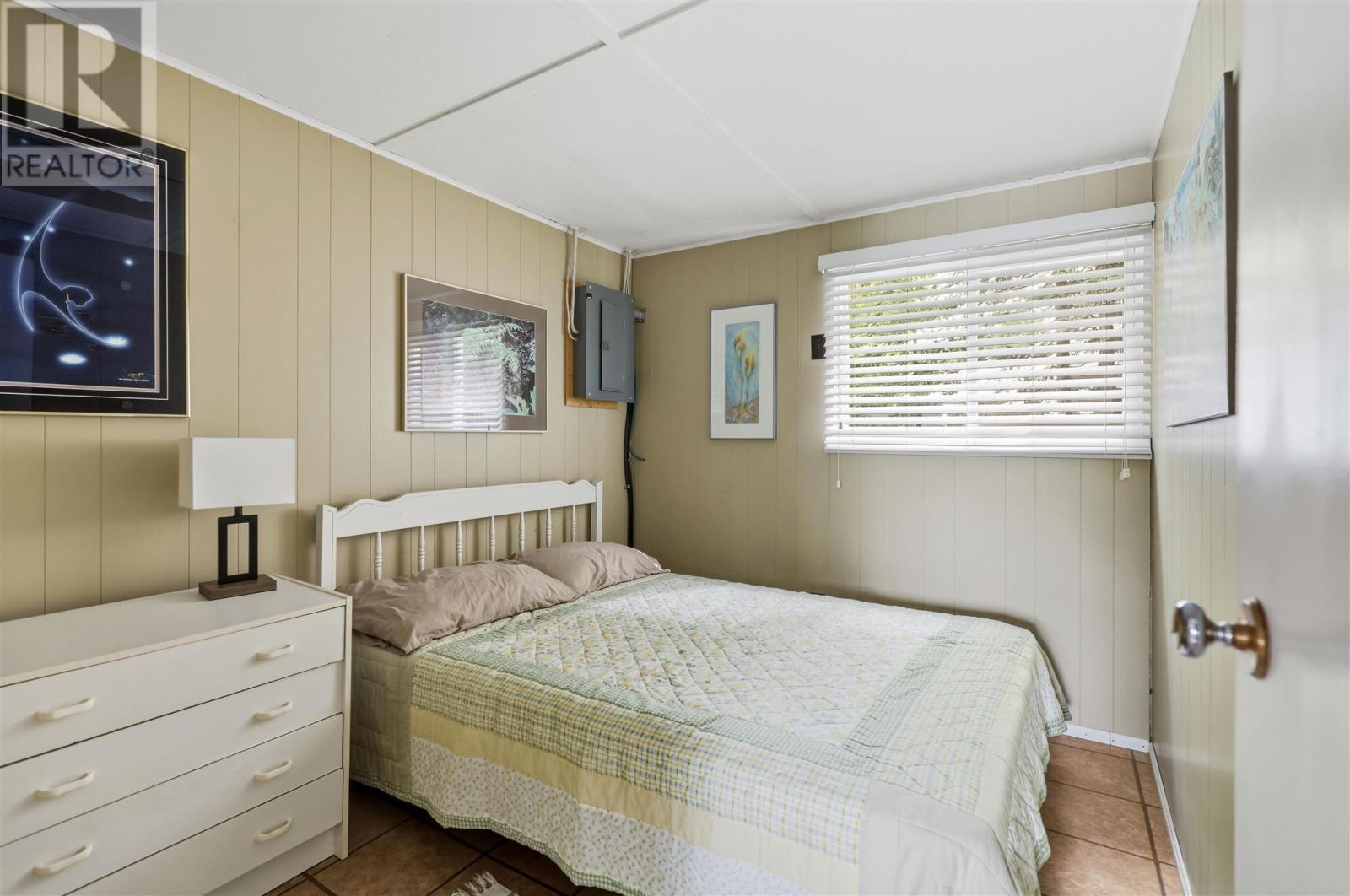 219 B Grey Duck DR - 12