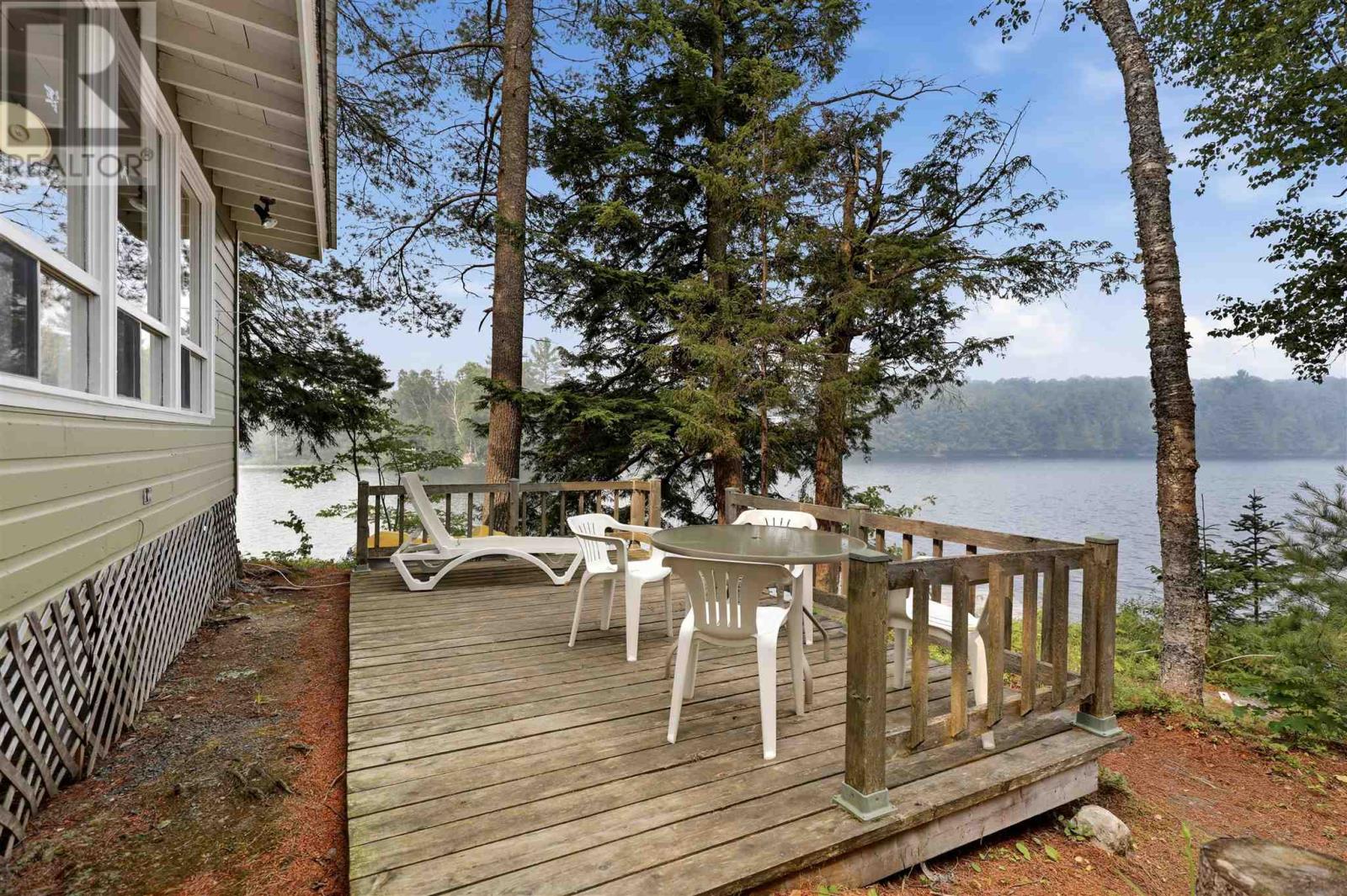 219 B Grey Duck DR - 22