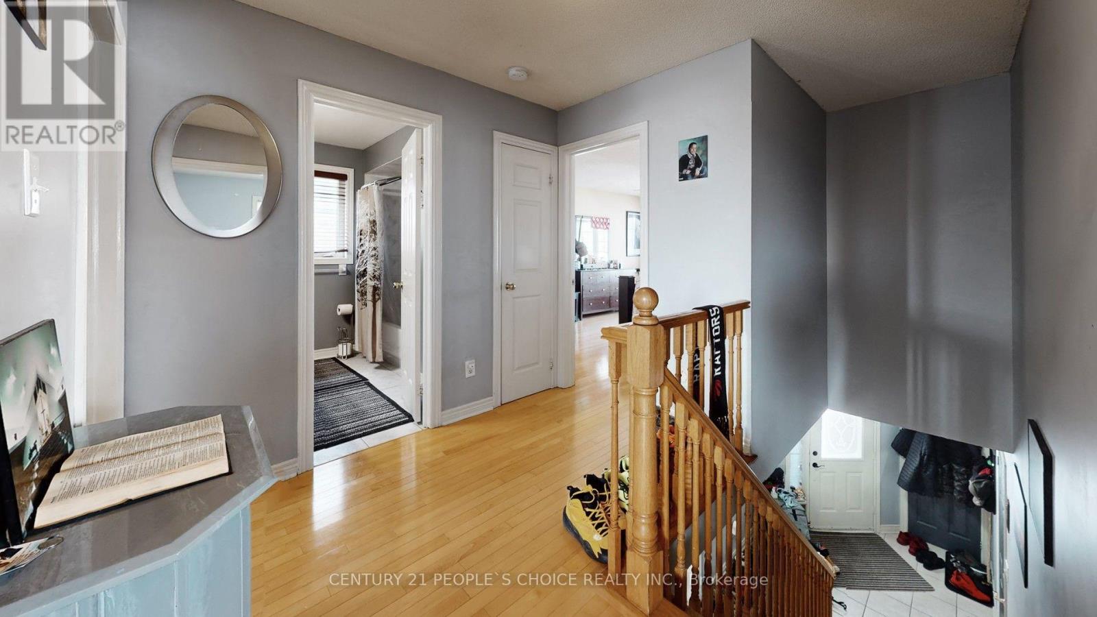9 ROUGHLEY STREET - 12