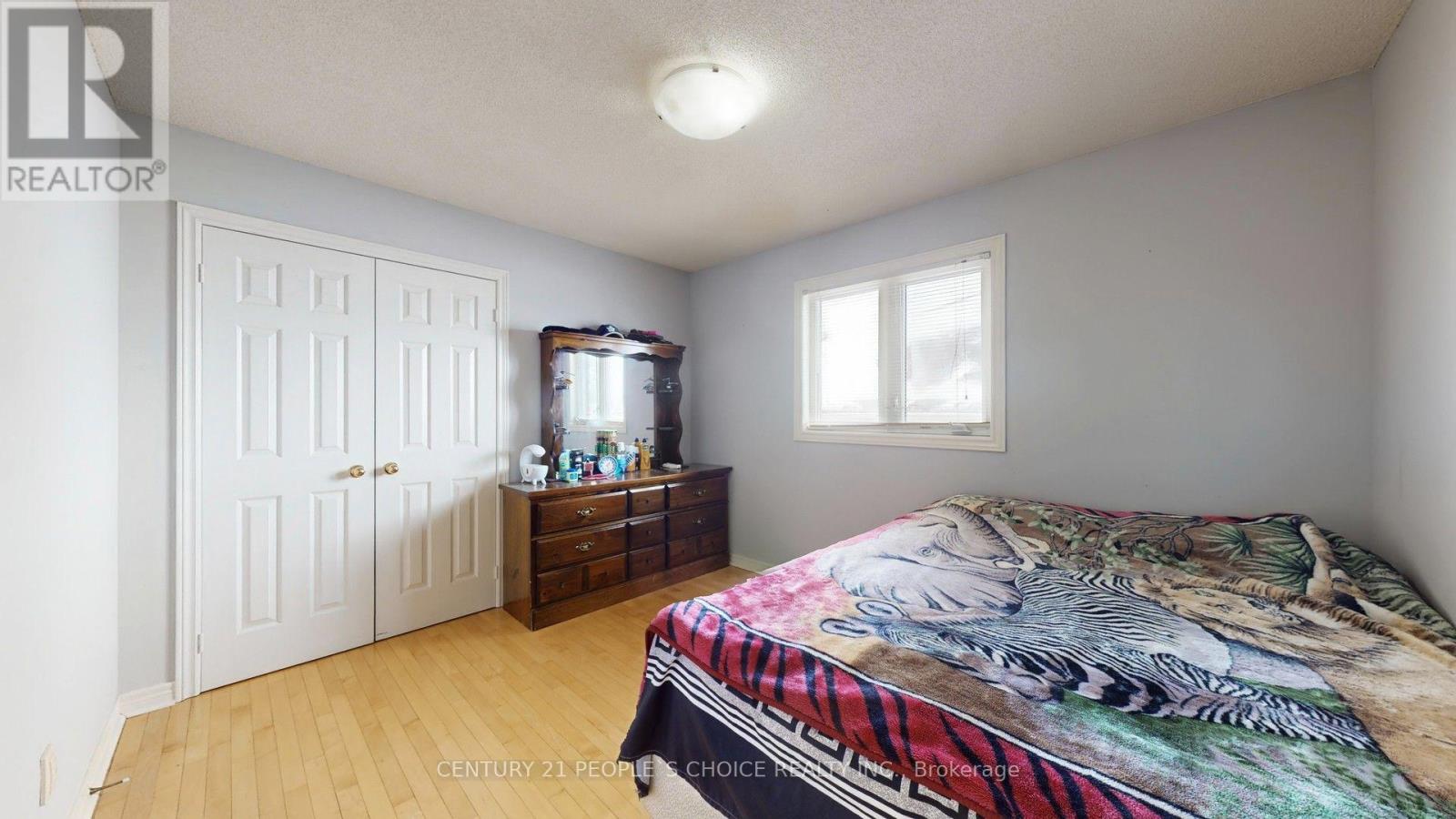 9 ROUGHLEY STREET - 21