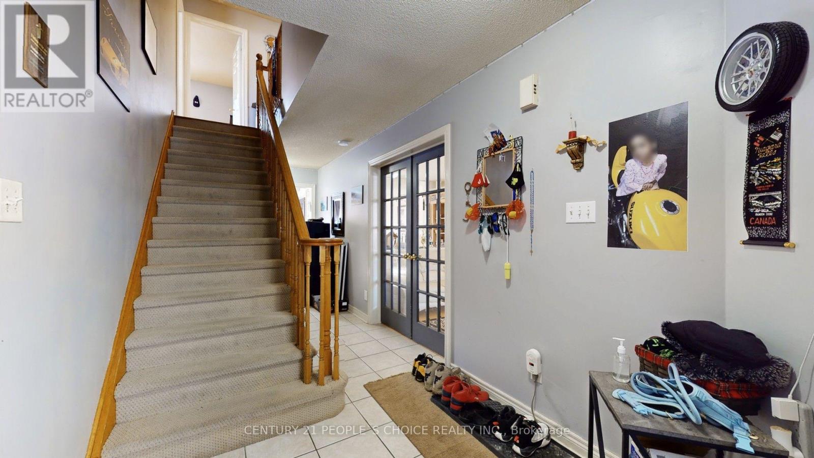9 ROUGHLEY STREET - 11