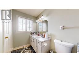 9 Roughley Street, Bradford West Gwillimbury, ON L3Z3B2 Photo 17