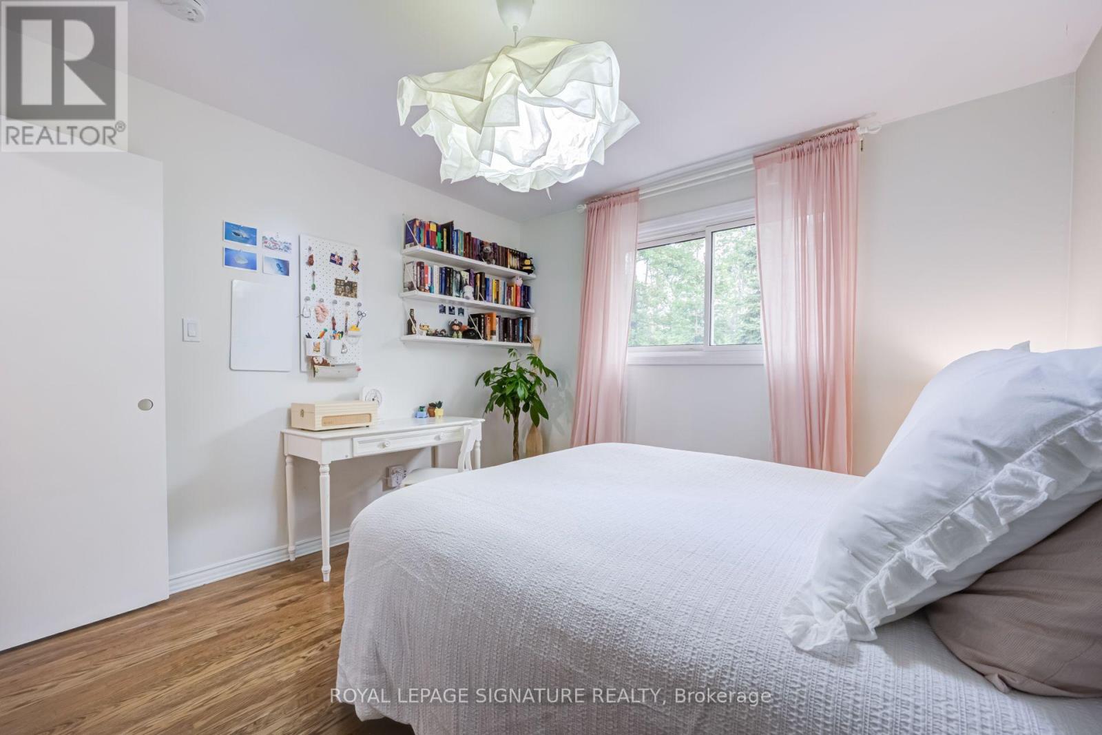 199 CHALFIELD LANE - 19