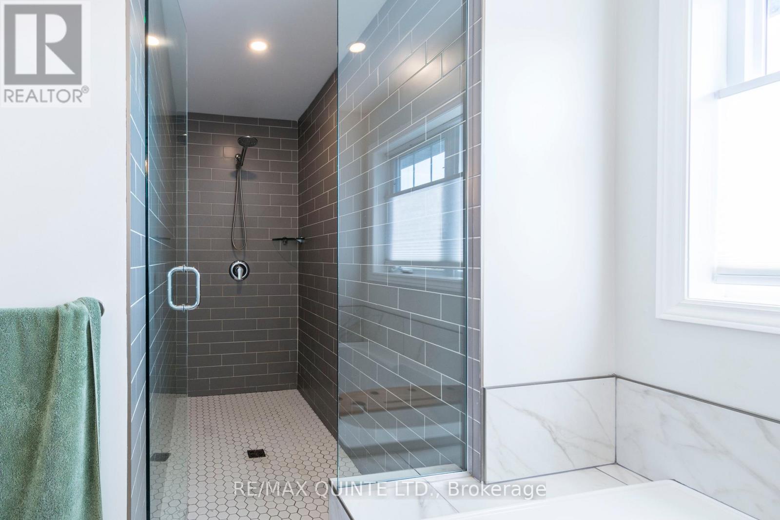 104 HAMPTON RIDGE DRIVE - 21