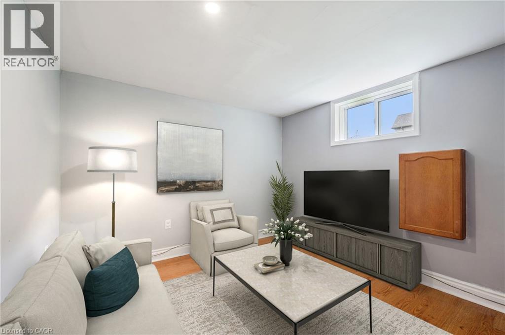 370 GORDON Street - 31