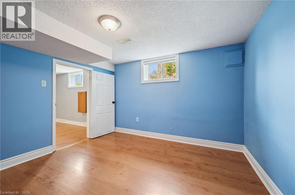 370 GORDON Street - 36