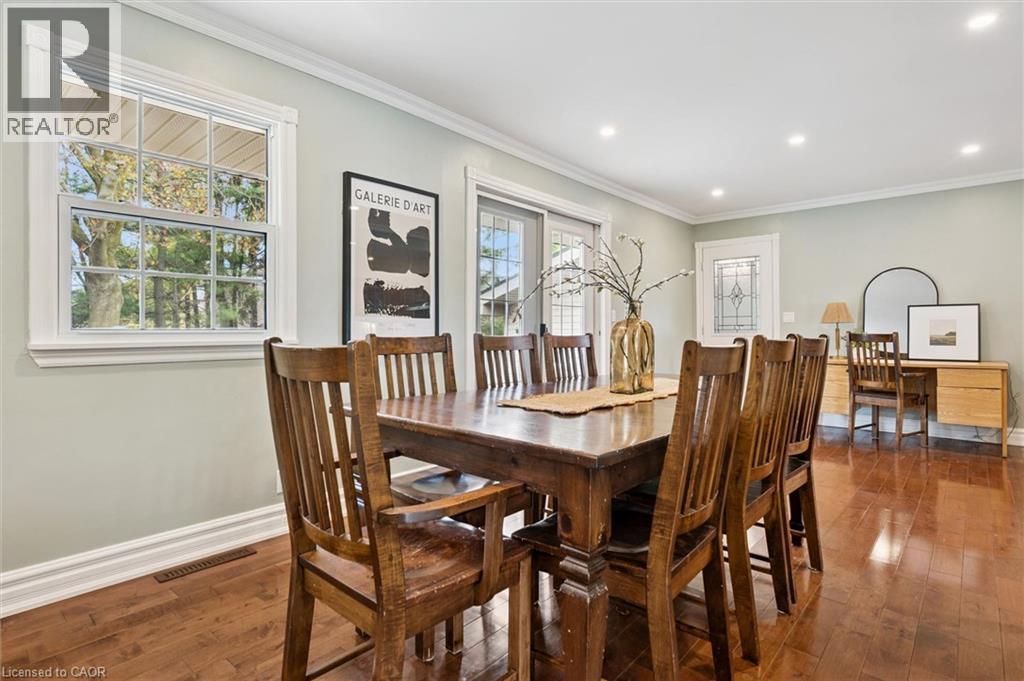 370 GORDON Street - 20