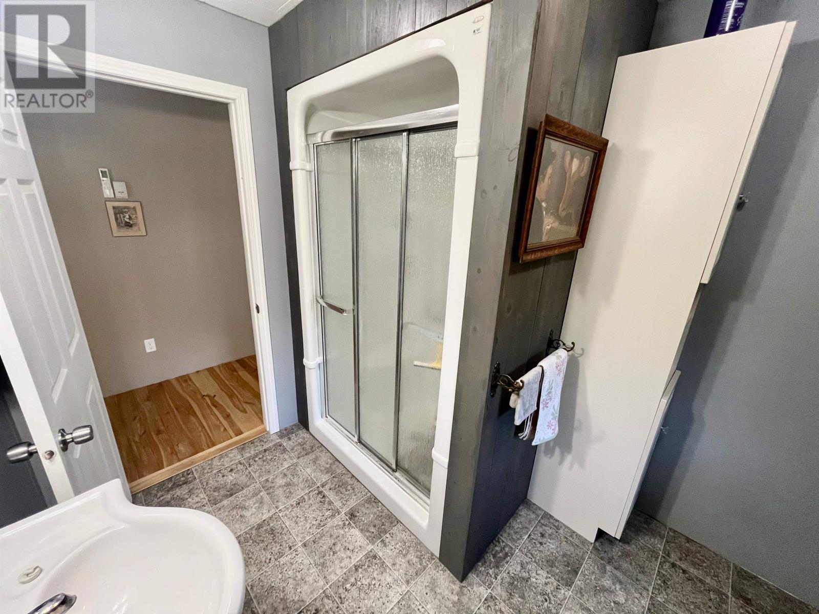 101 Adams RD - 22