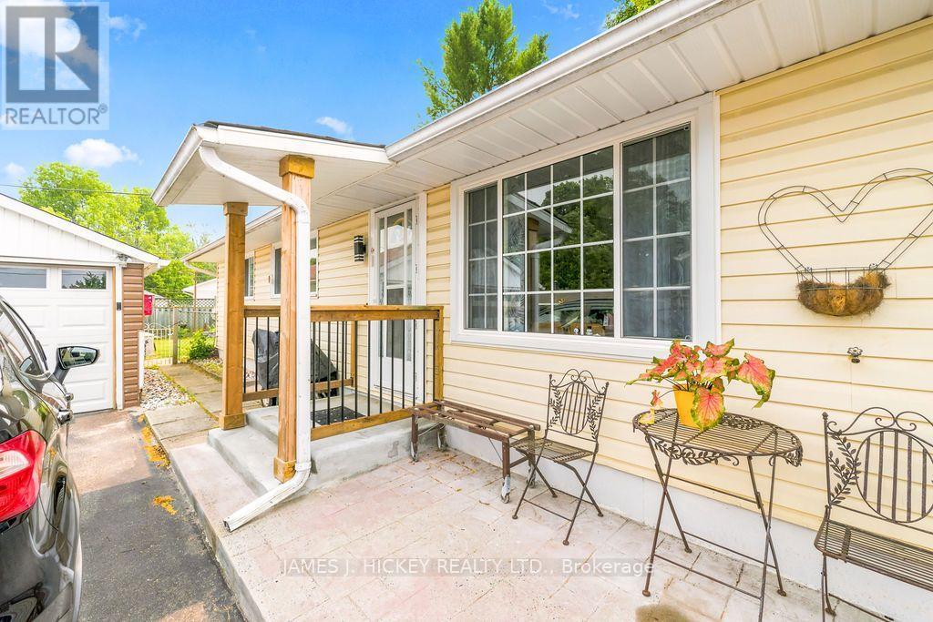 23 NEWTON CRESCENT - 1