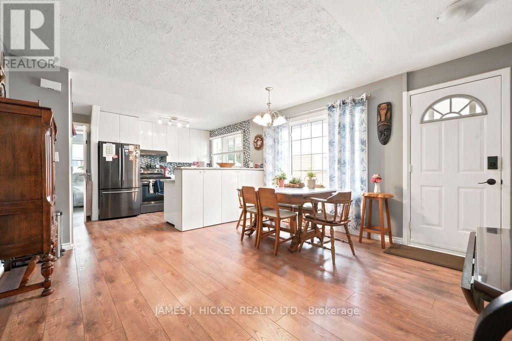23 NEWTON CRESCENT - 11