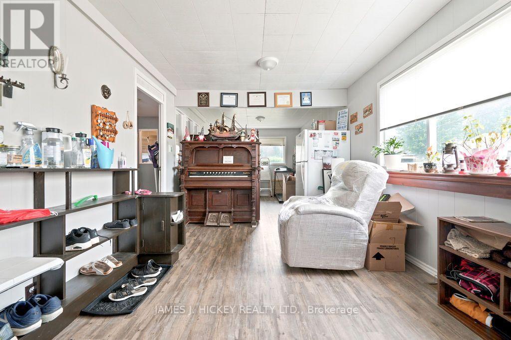 23 NEWTON CRESCENT - 29