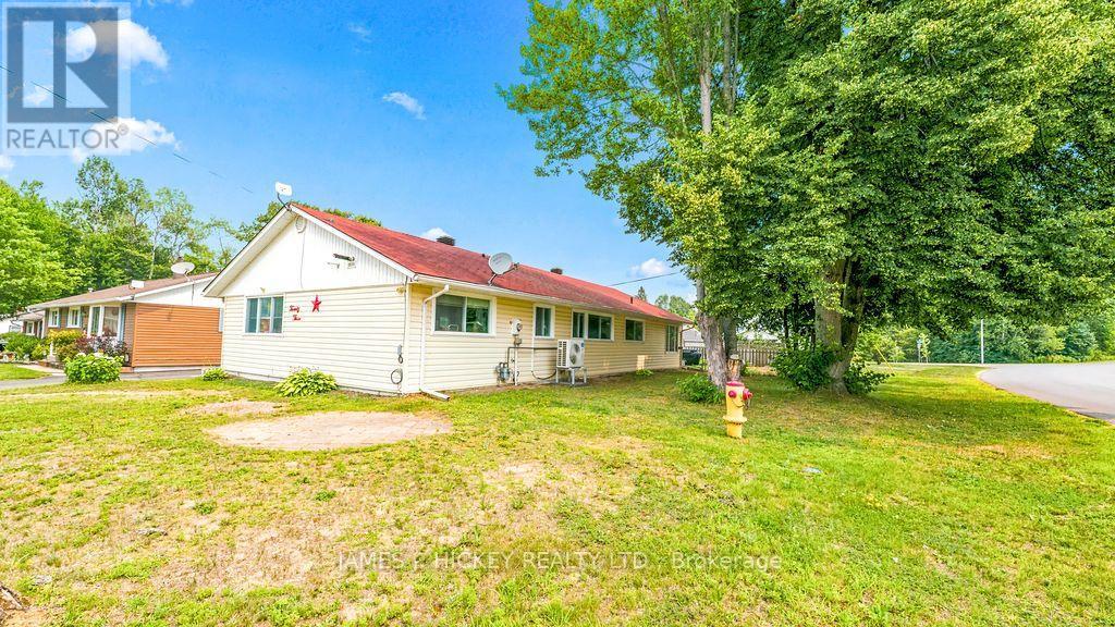23 NEWTON CRESCENT - 3