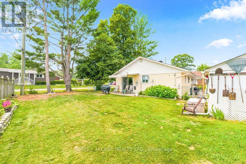 23 NEWTON CRESCENT - 34