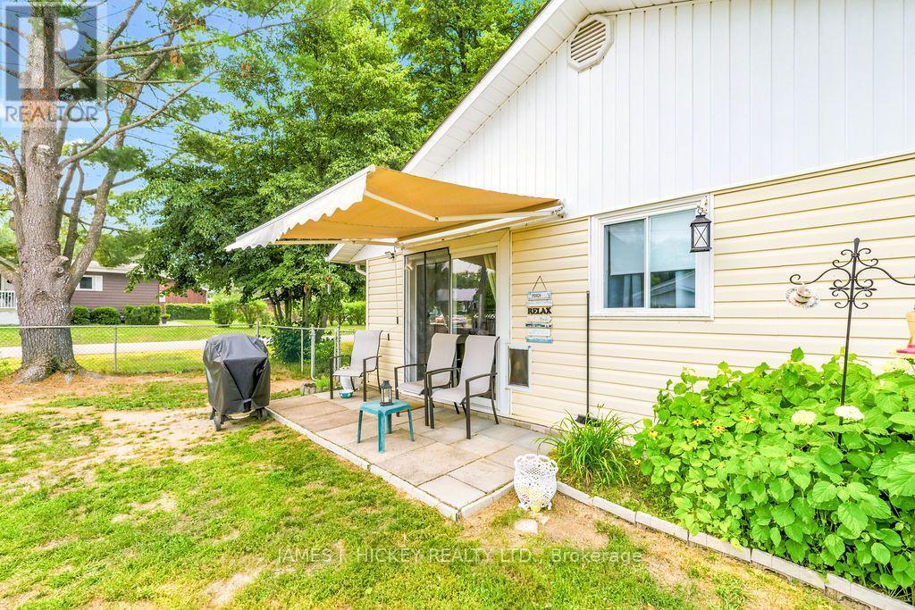 23 NEWTON CRESCENT - 36