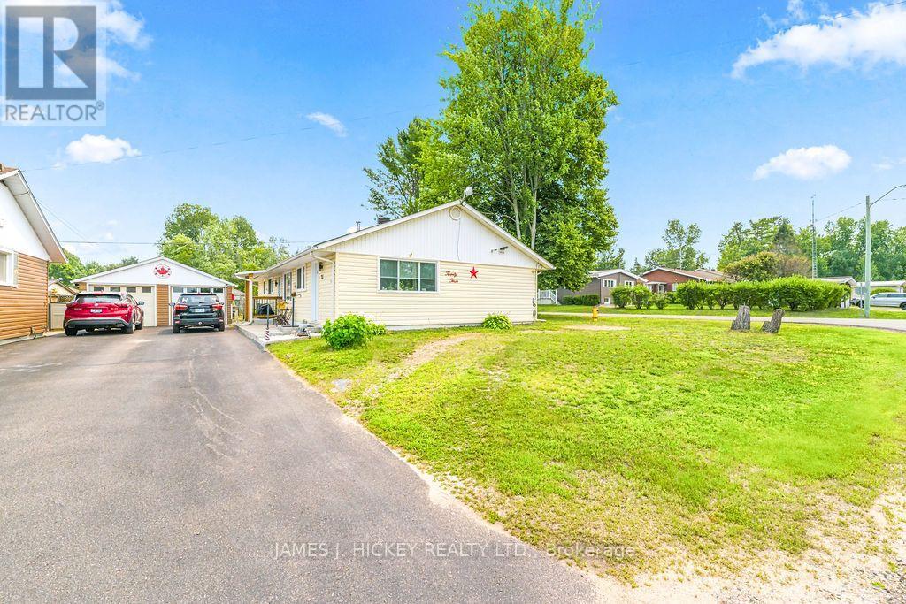 23 NEWTON CRESCENT - 39