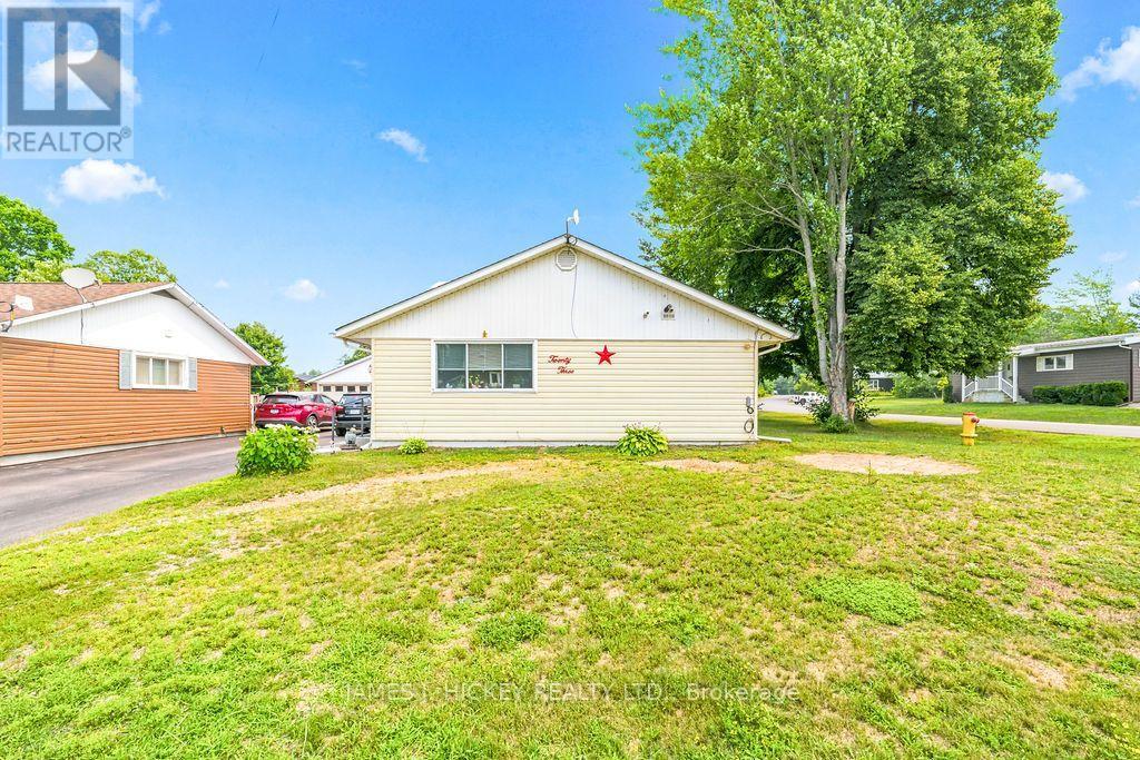 23 NEWTON CRESCENT - 40