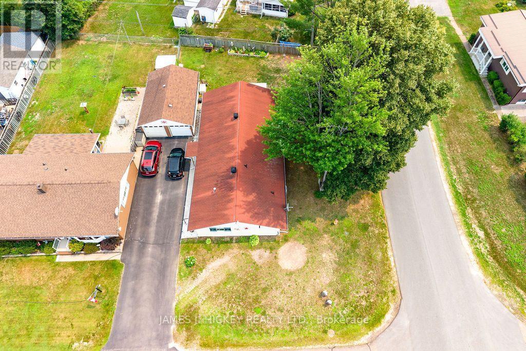 23 NEWTON CRESCENT - 41