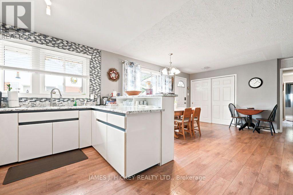 23 NEWTON CRESCENT - 8