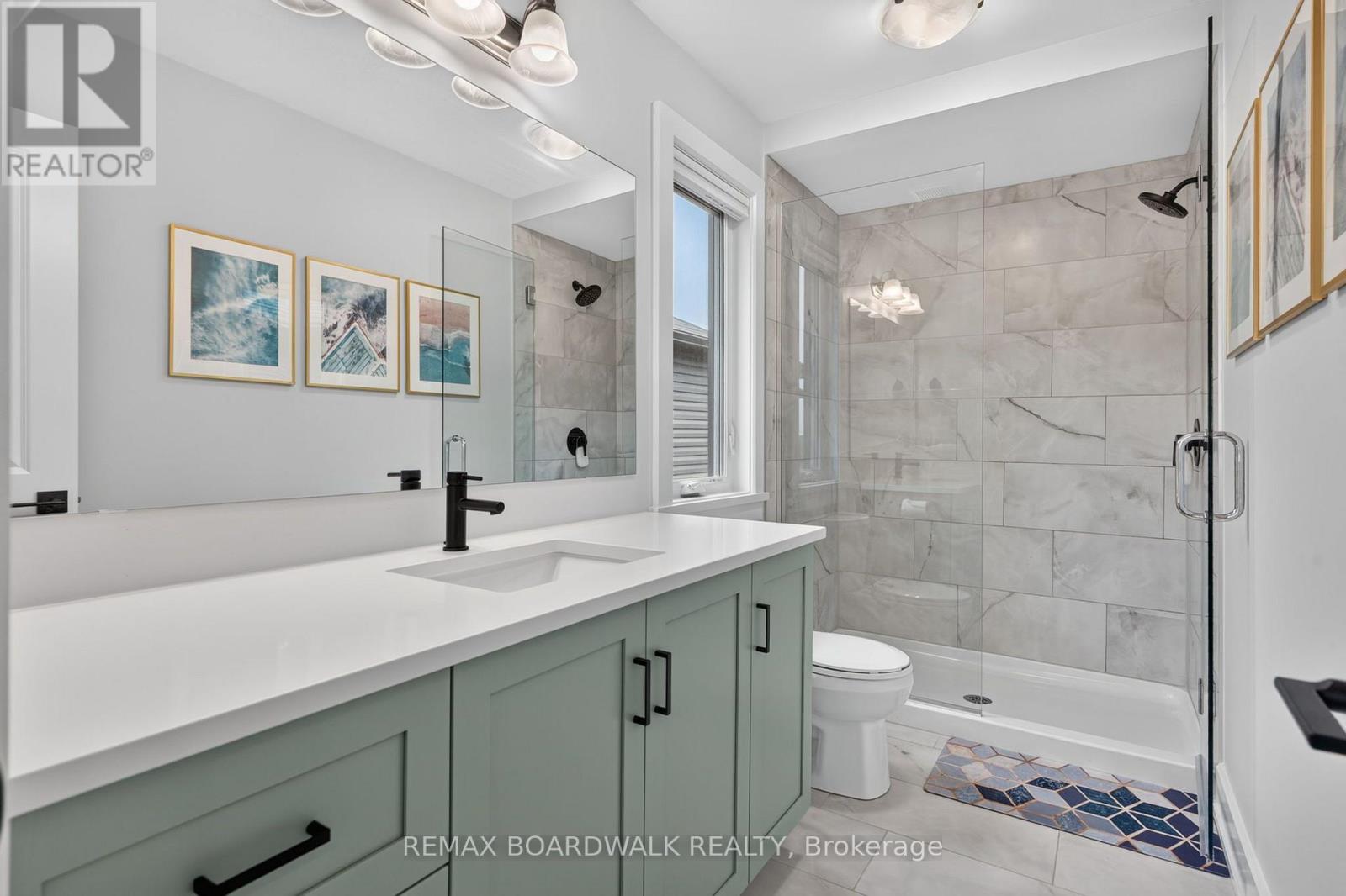 47 ODONOVAN DRIVE - 21