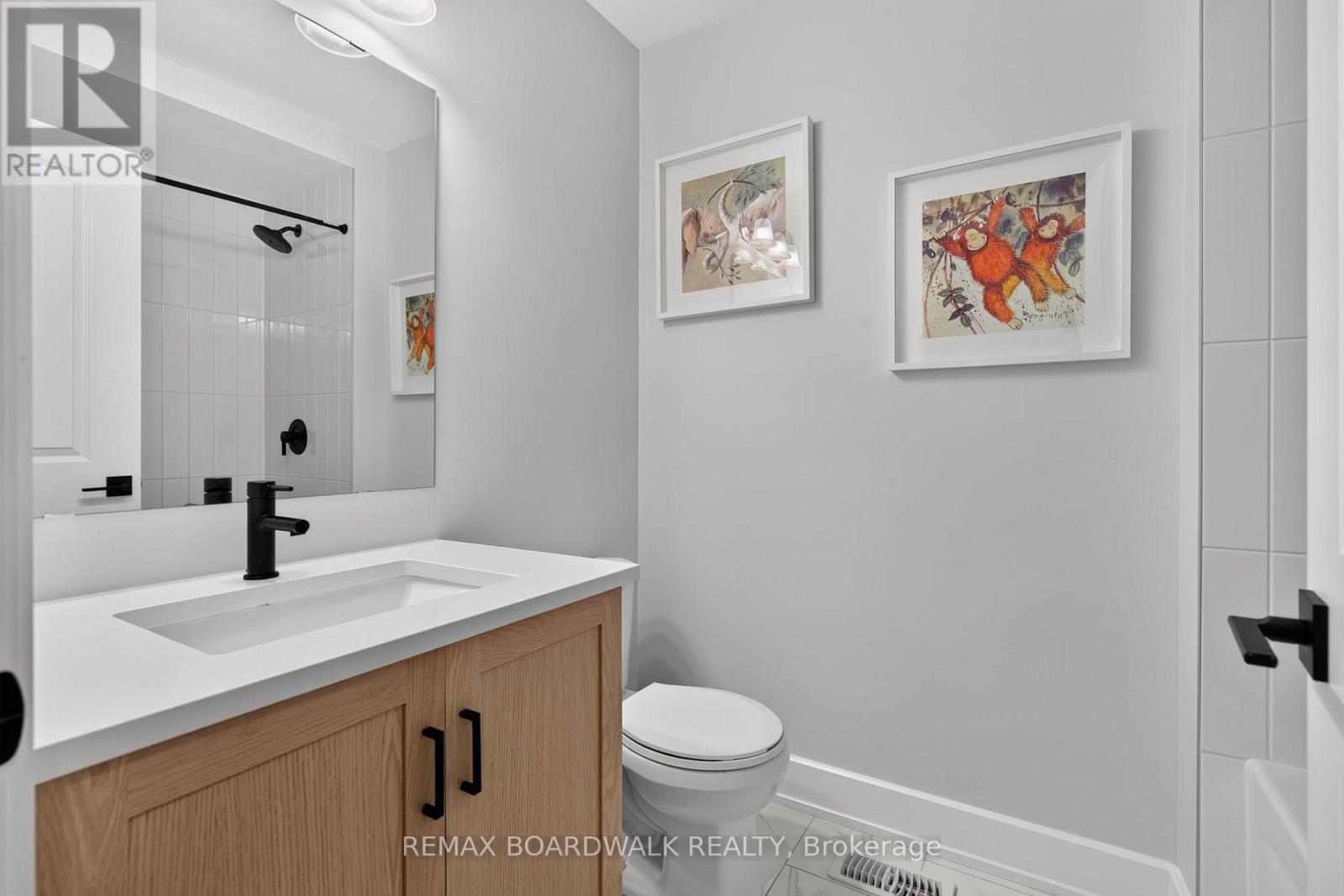 47 ODONOVAN DRIVE - 24