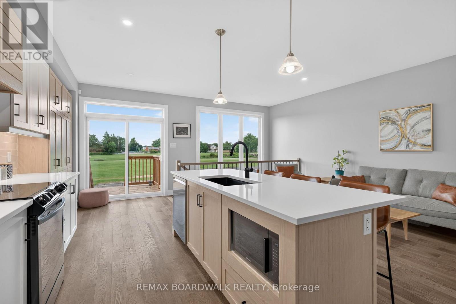 47 ODONOVAN DRIVE - 8