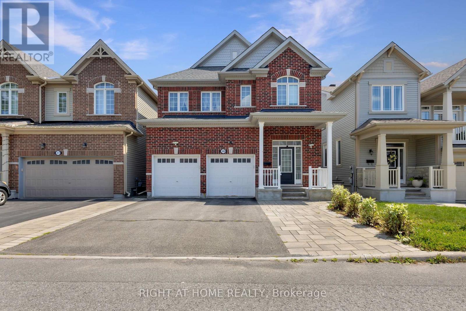 209 RIVERTREE STREET - 1