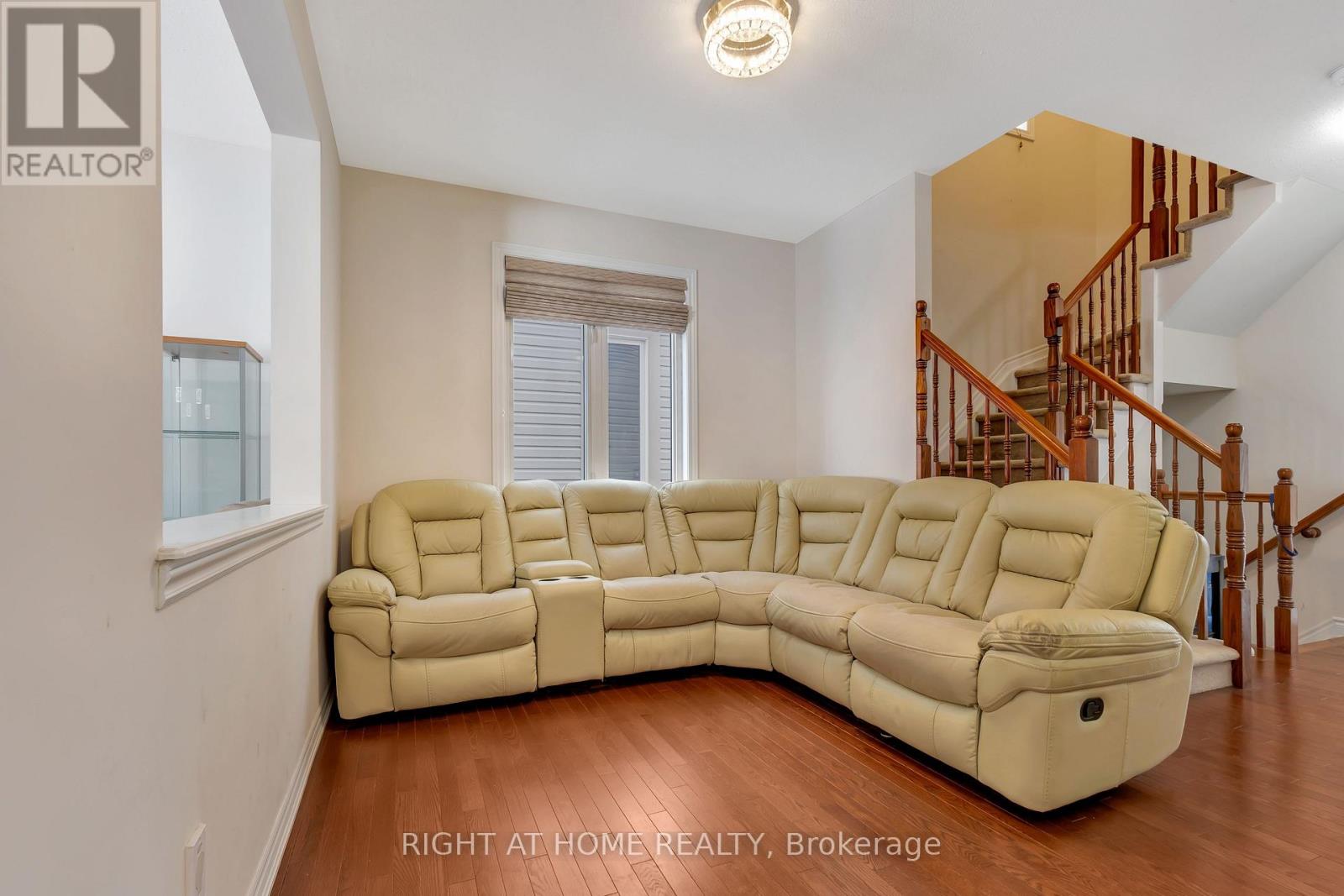 209 RIVERTREE STREET - 11