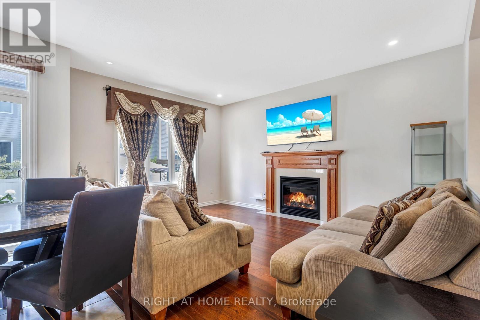209 RIVERTREE STREET - 18