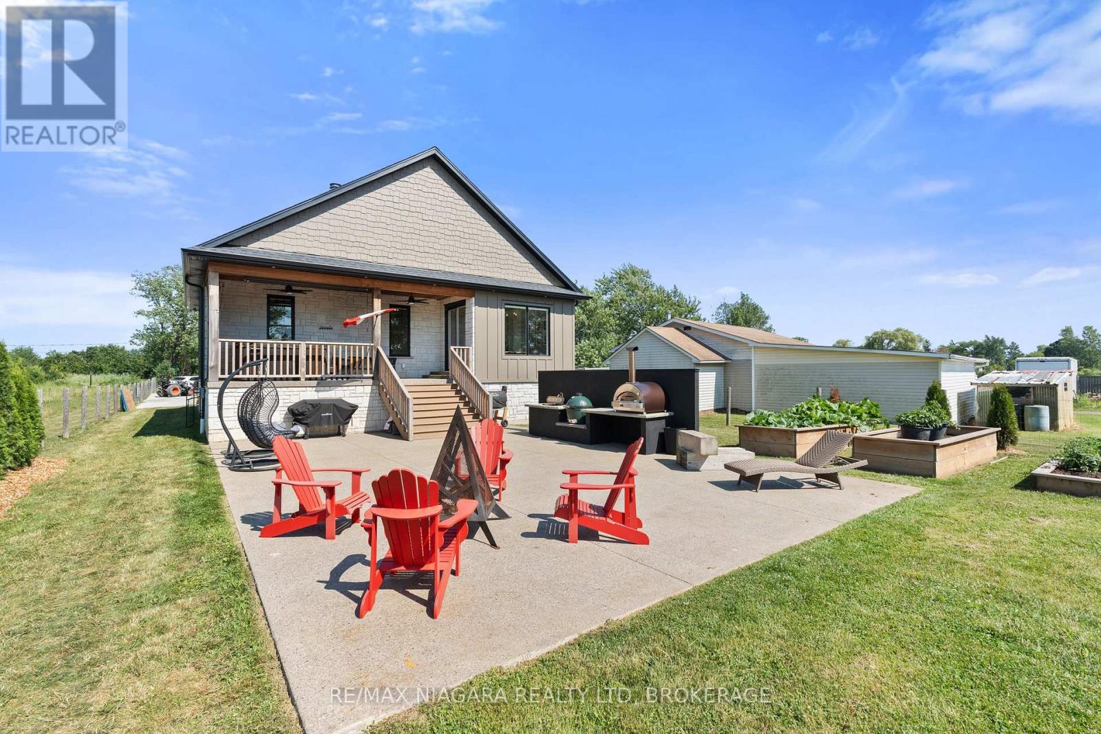 1519 MERRITTVILLE - Image 42